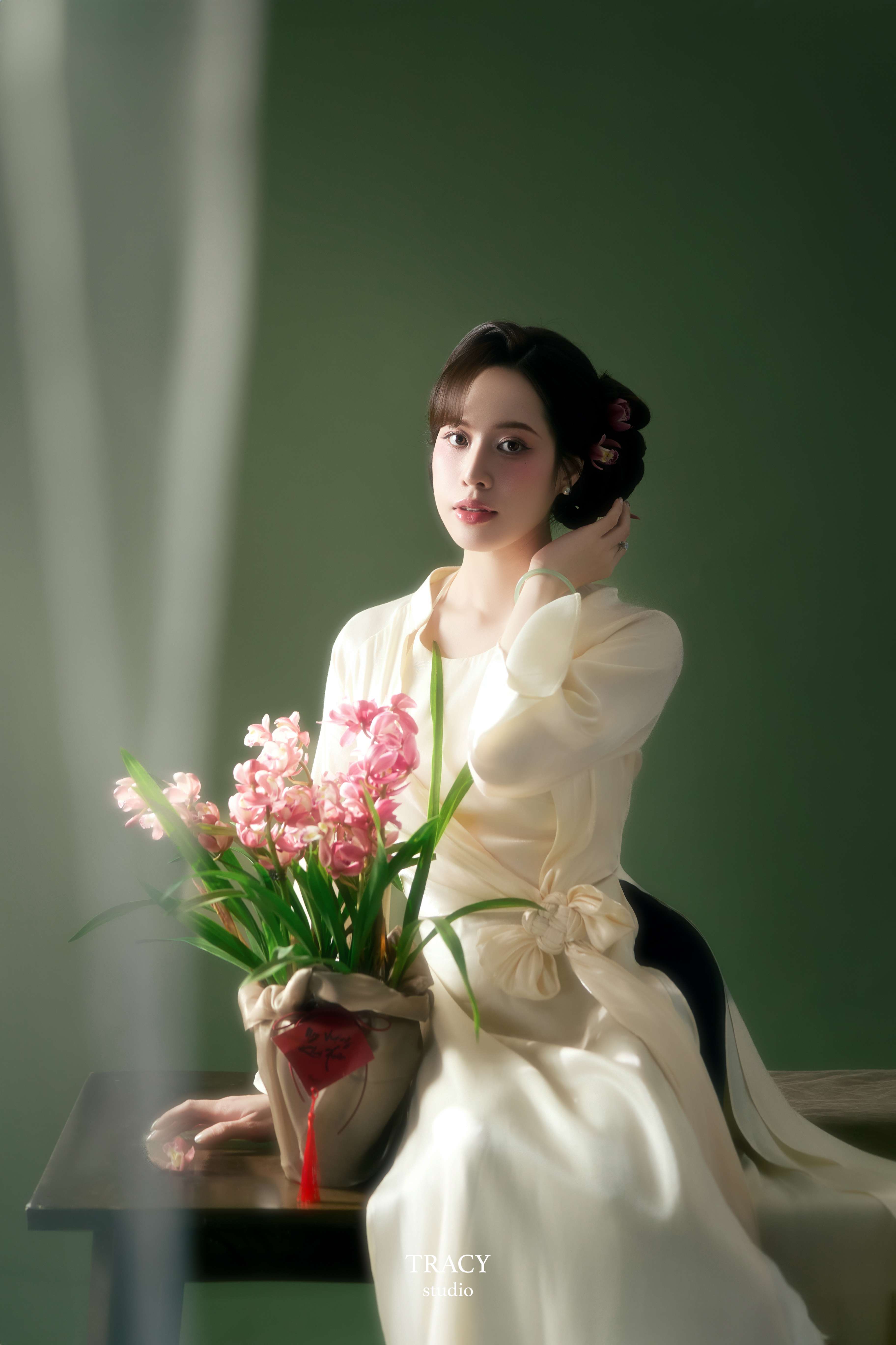 tracy studio chụp concept áo yếm xưa